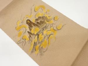 縮緬地手描き抽象霞に遠山模様開き名古屋帯（額縁仕立て）